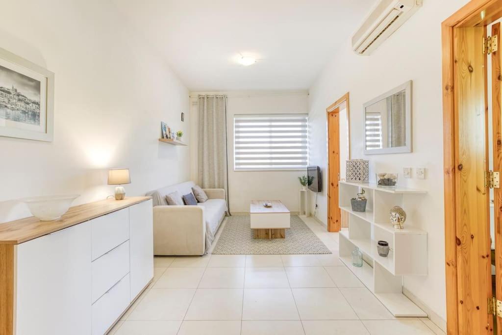 Apartment Vb8 - Beautiful Apt In Gzira